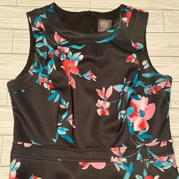 Vince Camuto floral sleeveless fit and flare dress like new woman’s size 6 - Picture 3 of 7